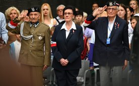 81. rocznica Godziny „W” w parku Wolności. Od lewej: Jerzy Łakomski, ps. Kajtek, Danuta Dworakowska,