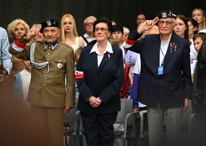81. rocznica Godziny „W” w parku Wolności. Od lewej: Jerzy Łakomski, ps. Kajtek, Danuta Dworakowska,