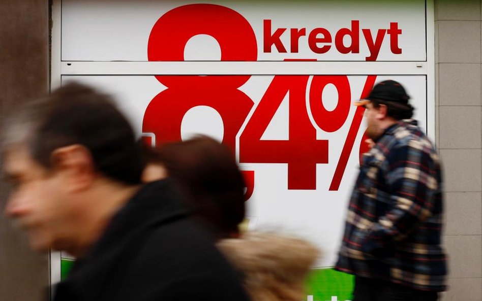 Prowizja ważniejsza niż oprocentowanie
