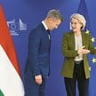 Odblokowanie unijnych pieniędzy to dla Pétera Magyara gardłowa sprawa. Na zdjęciu z szefową Komisji 