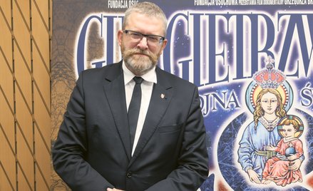 Religijna wrażliwość Grzegorza Brauna zaczyna być zauważalną siłą w polskim katolicyzmie