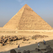 Piramida będąca grobowcem panującego w III tysiącleciu przed naszą erą faraona Mykerinosa jest najmn