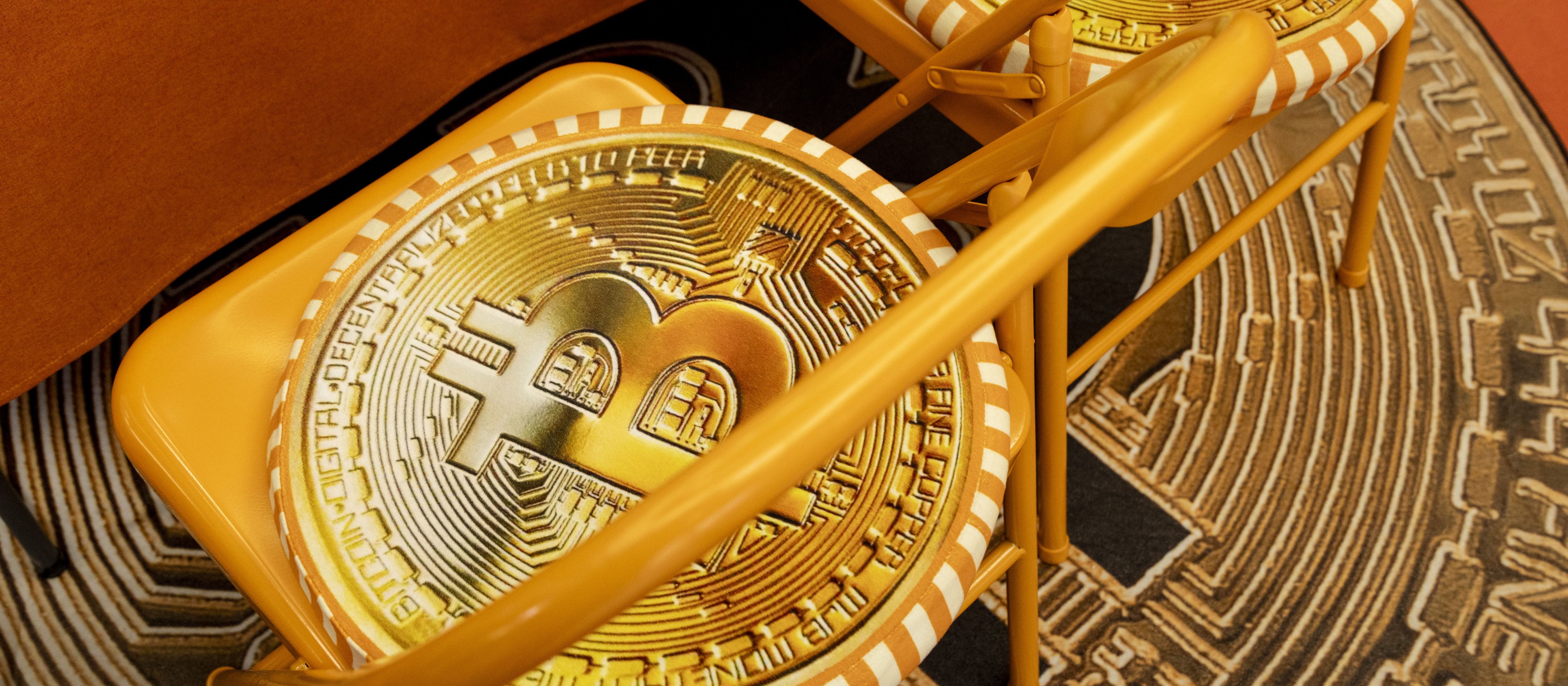 Stabilizacja bitcoina. Sygnałów wyraźniej poprawy brak