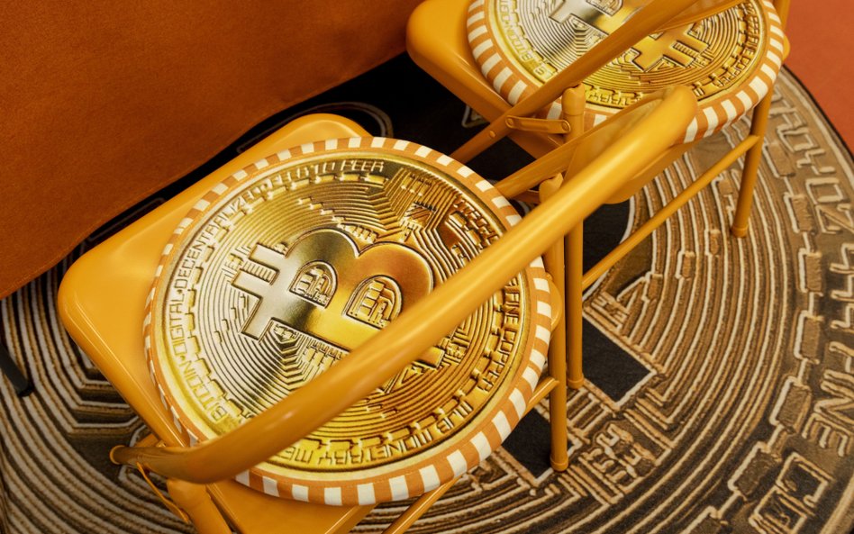 Stabilizacja bitcoina. Sygnałów wyraźniej poprawy brak