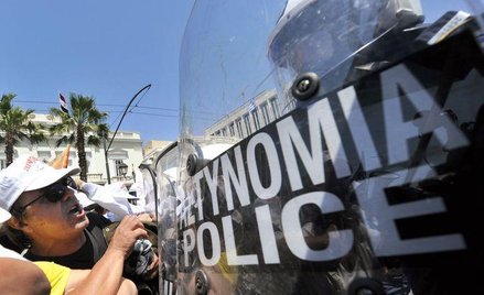 Giełdy w cieniu "greckiego problemu"