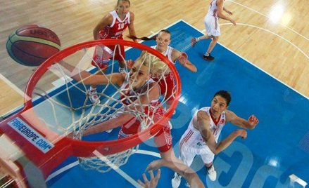 Polska przegrała z Francją 54:58