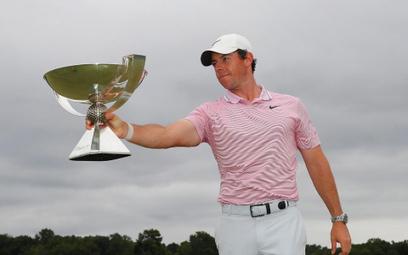 Golf: Rory McIlroy bogatszy o dumę i 15 mln dolarów