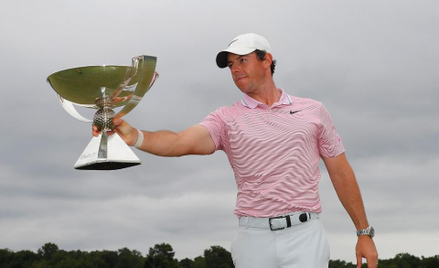 Golf: Rory McIlroy bogatszy o dumę i 15 mln dolarów