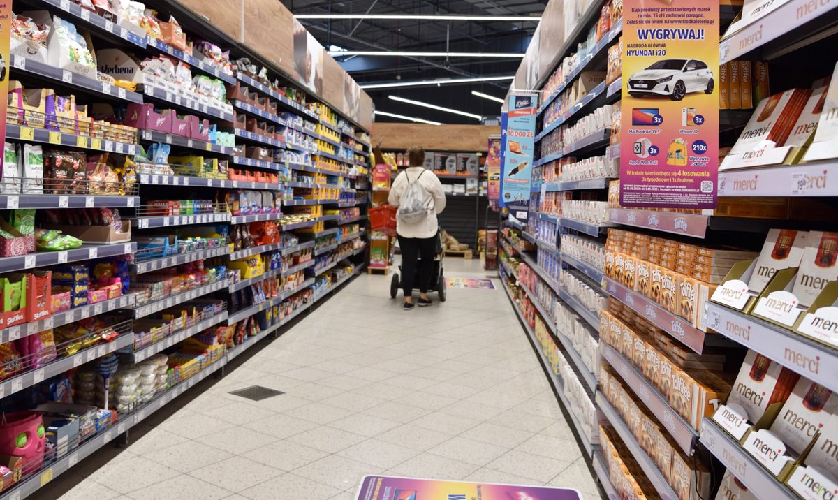 Inflacja czy oszustwo? Artykuły spożywcze maleją w oczach