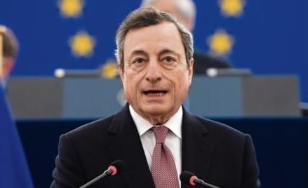 W miniony czwartek do grona gołębi dołączył Mario Draghi, prezes Europejskiego Banku Centralnego.
