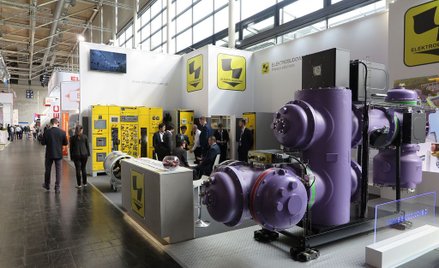 Zarząd Elektrobudowy ma tydzień na ocenę inwestorów