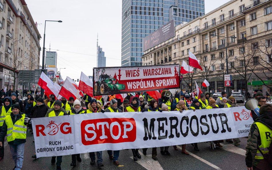 Protest polskich rolników przeciwko umowie handlowej z Mercosurem
