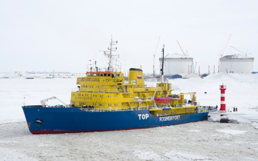 Rosyjski lodołamacz wezwał pomoc u wybrzeży Norwegii