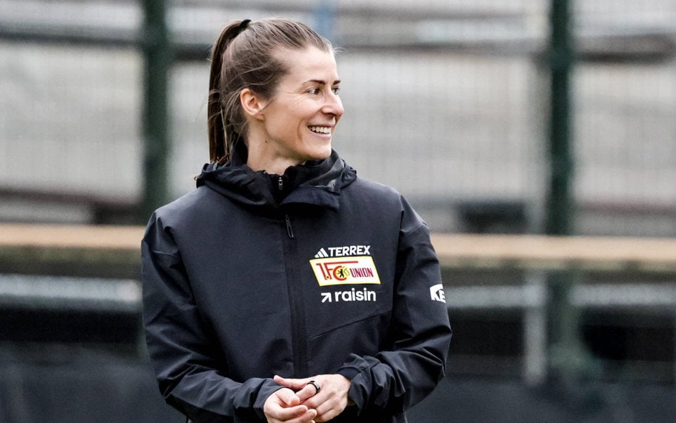 Marie-Louise Eta już jako 6-latka rozgrywała pierwsze mecze w lokalnej drużynie FV Drezno 06, gdzie 