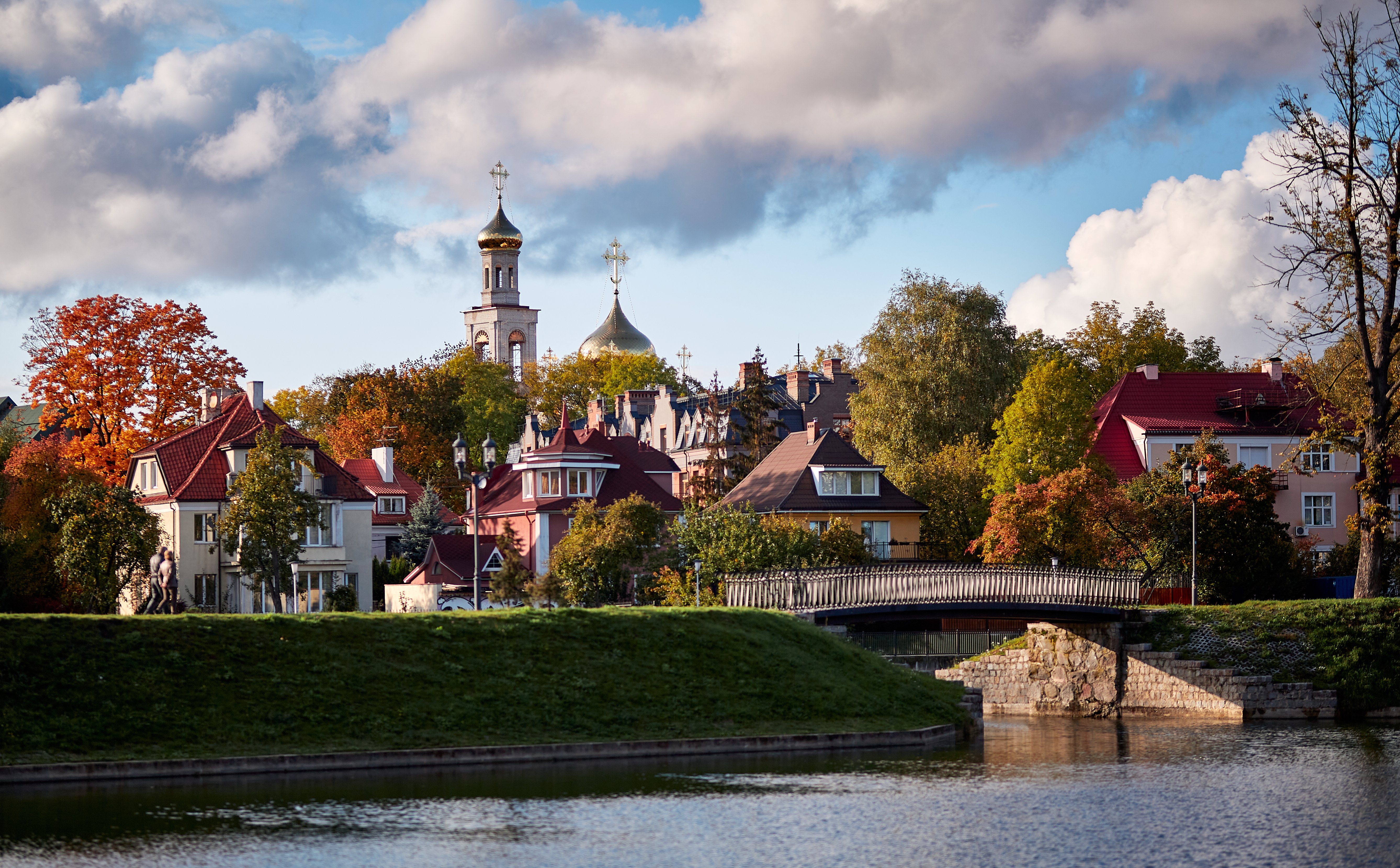 Rosjanie nie chcą wypoczywać w Królewcu, boją się wojny i drożyzny