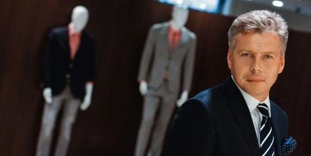 W maju 2020 r., po 11 latach za sterami Vistuli i wyciągnięciu spółki z poważnych tarapatów biznesow