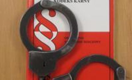 Udawali policjantów. Mają zarzuty