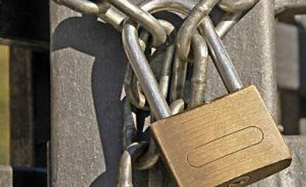 MF chce ukrócić inwestycje w rajach podatkowych