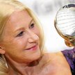 Hellen Mirren z Kryształowym Globusem otrzymanym za całokształt twórczości