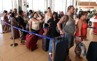 Sąd: Lotnisko odpowiada za długie kontrole