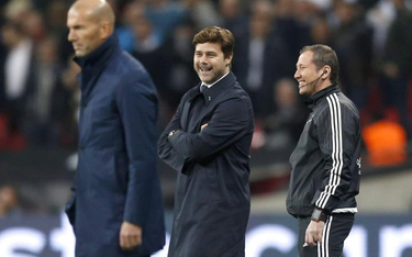 Mauricio Pochettino (w środku) doczekał się pochwały od Zinedine’a Zidane’a (z lewej): – Tottenham w