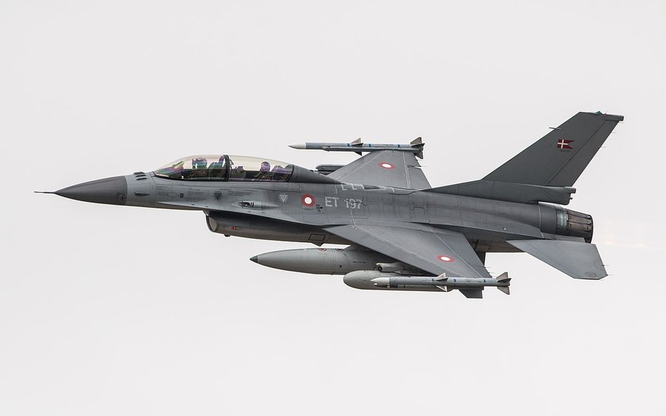 Duński myśliwiec F-16