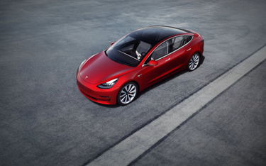Tesla Model 3 nareszcie trafi do sprzedaży w Europie