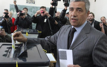 Oliver Ivanović w czasie wyborów w 2013 r.