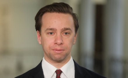 Wicemarszałek Sejmu Krzysztof Bosak (Konfederacja) mówił o niespełnionych obietnicach rządu Donalda 