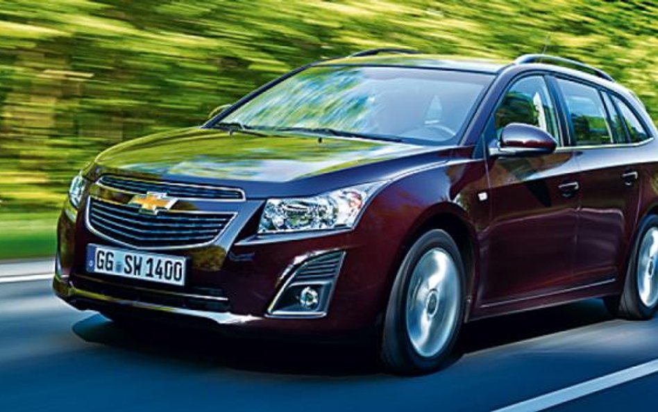 Chevrolet Cruze (za 51 990 zł) będzie najtańszym kombi w klasie