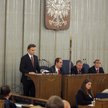 Posiedzenie komisji senackich odwołano... esemesem