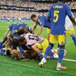 Piłkarze Curacao świętują swojego pierwszego gola na mundialu strzelonego w meczu z Niemcami (1:7)