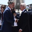 Król Filip VI osobiście powitał na lotnisku prezydenta Bidena