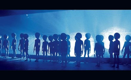 Kadr z filmu „Bliskie spotkania trzeciego stopnia”: pierwsze garden party na szczeblu międzyplanetar