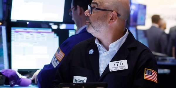 Wall Street Plunges in Worst Session Over a Year Amid Chip Sell-Off and Rate Hike Fears