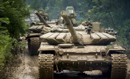 Wyniki najnowszego sondażu: Polacy coraz bardziej obawiają się wojny