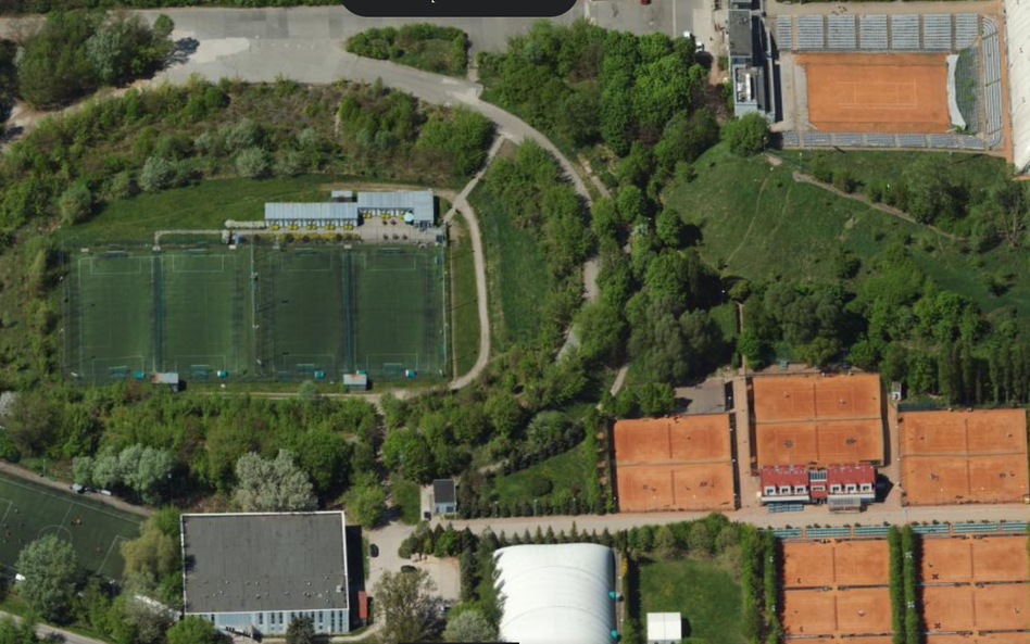 Miasto walczy w sądzie o odzyskanie potężnego terenu na Mokotowie