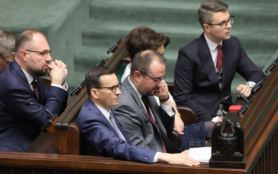 Mateusz Morawiecki w rządowych ławach