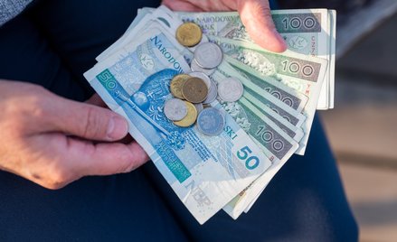 1 września ruszą wypłaty 14. emerytury. Podano kwoty i terminy przelewów