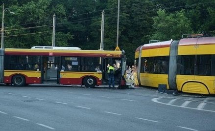 Po dwóch identycznych niemal wypadkach na skrzyżowaniu Marszałkowskiej i Królewskiej ZTM wycofał z n