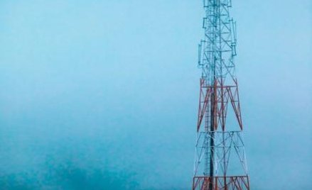 Po oddaniu do użytku moc stacji bazowych jest kilkakrotnie zwiększana