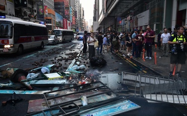 Hongkong: ostre walki na ulicach