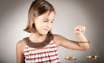 Pzesłuchiwanie dzieci w pomieszczeniach specjalnych spełniajacych standardy