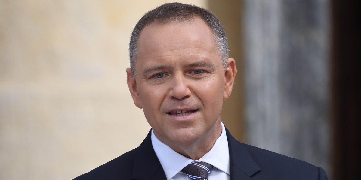 Weta Nawrockiego mogą kosztować budżet miliardy i obniżyć rating Polski