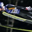 Adam Małysz leci po drugie miejsce w Klingenthal. To był jego ostatni występ przed igrzyskami w Vanc