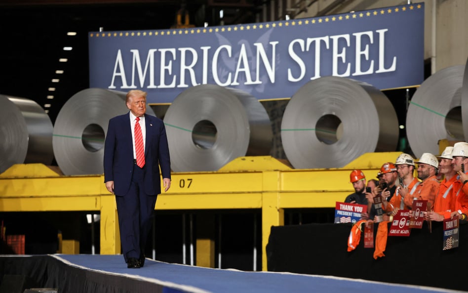 Donald Trump zamierza podnieść cła na importowaną stal i aluminium