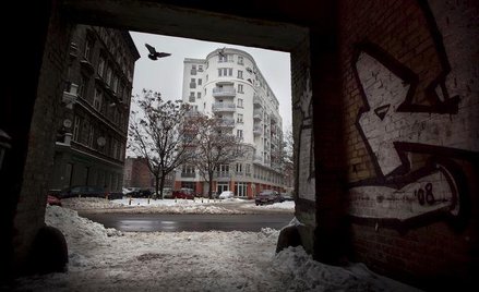 Właściciel posesji sam decyduje, czy usunie śnieg z bramy