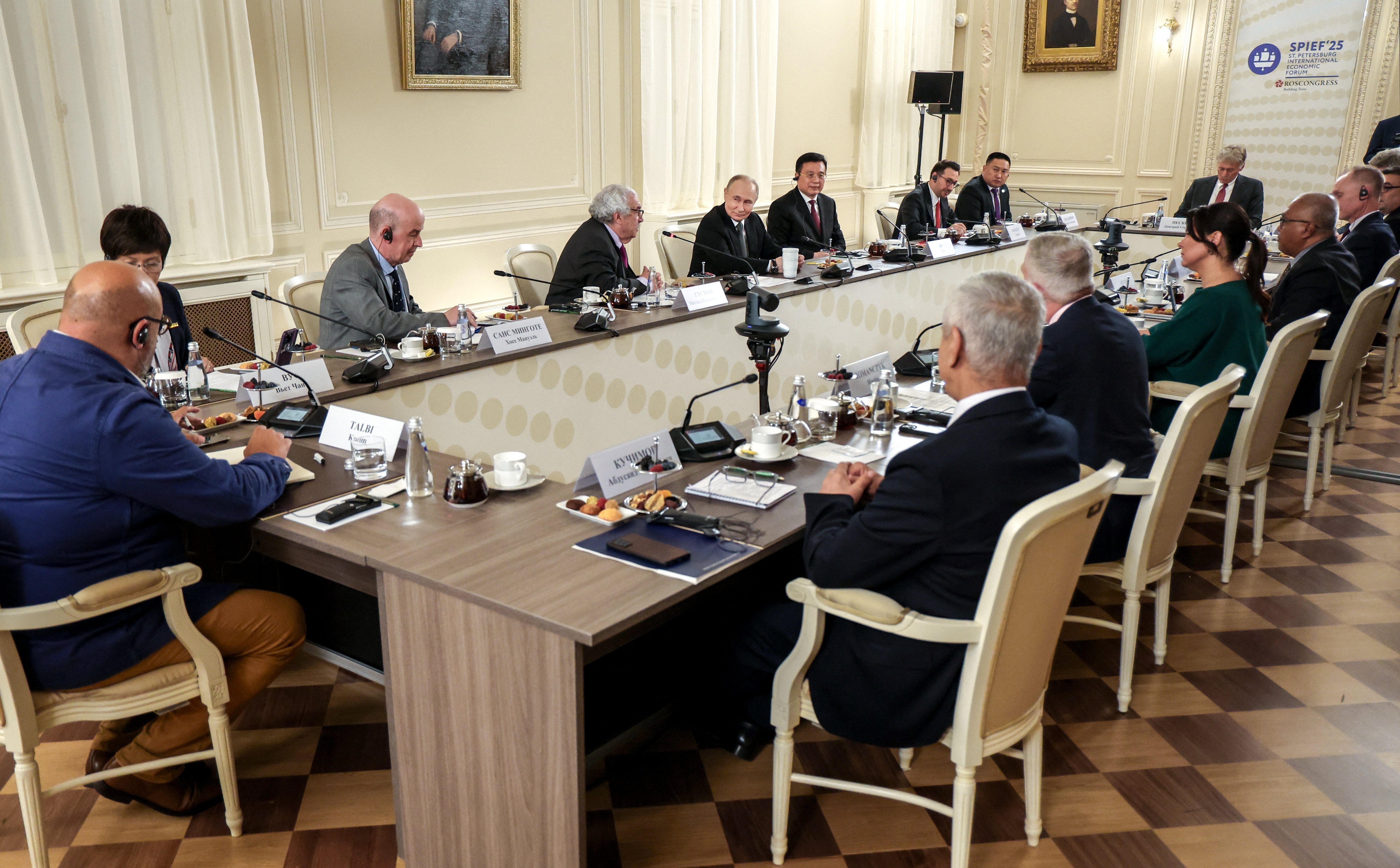 Władimir Putin mówi o gotowości do spotkania z Wołodymyrem Zełenskim. Ale stawia warunek