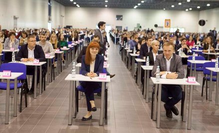 Egzamin na aplikacje w 2016 r. poszedł lepiej niż rok temu