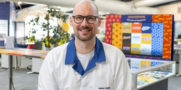 11 wież Eiffla czekolady rocznie